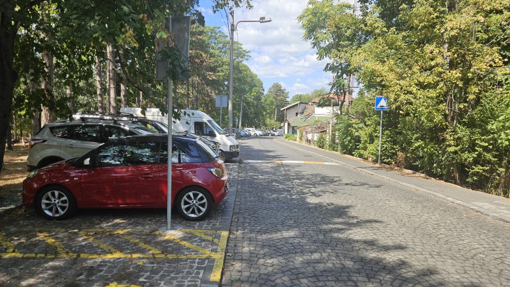 parking volgina ulica za zvezdarsku sumu